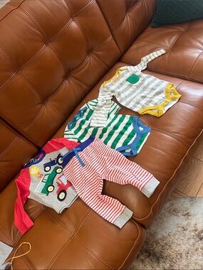 NWT Mini Boden Lot 4 items . Sz 6-12 M , 80 cm